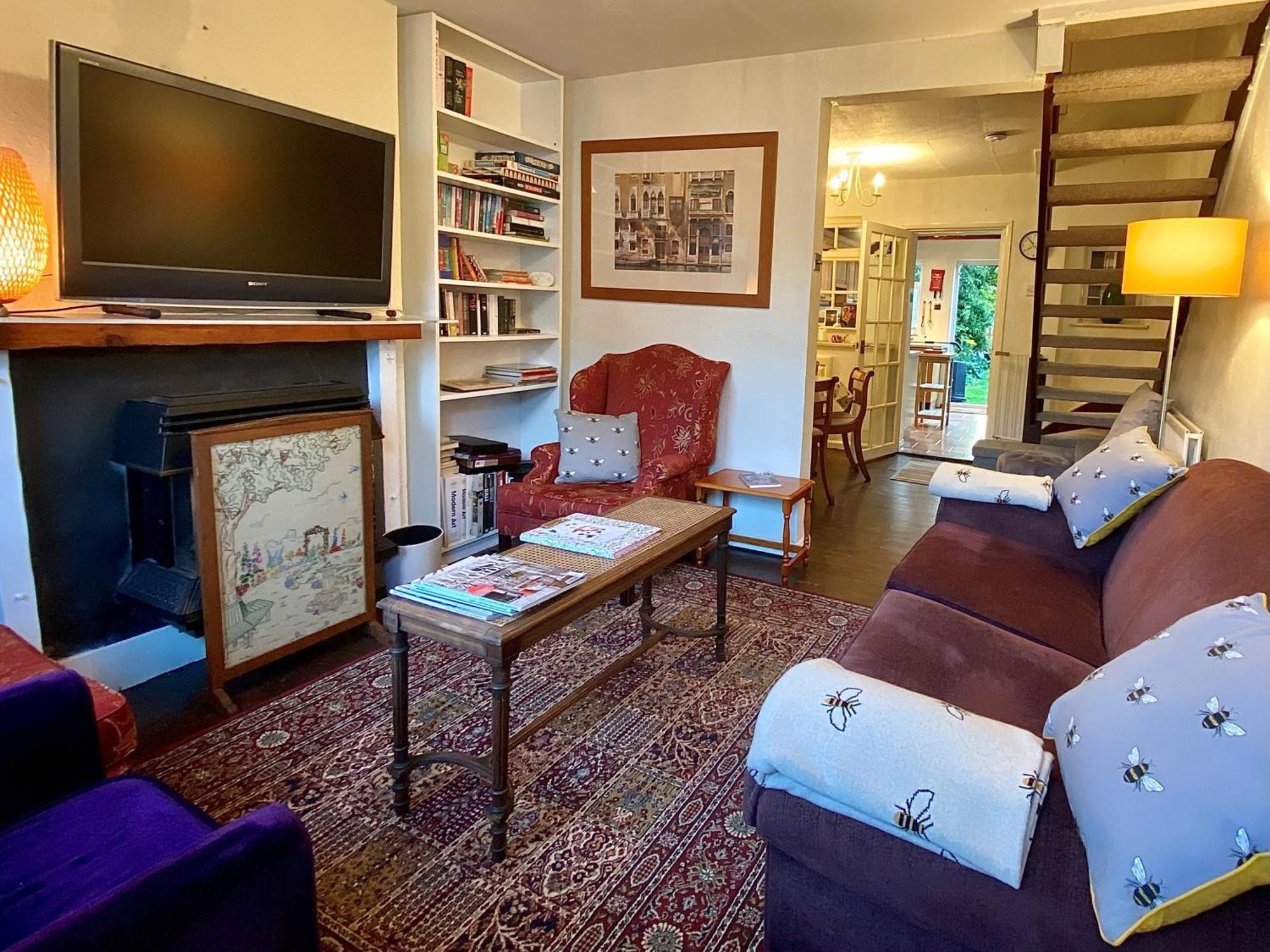 Bumblebee Cottage - Cosy Cottage In Area Of Outstanding Natural Beauty Hemel Hempstead Buitenkant foto