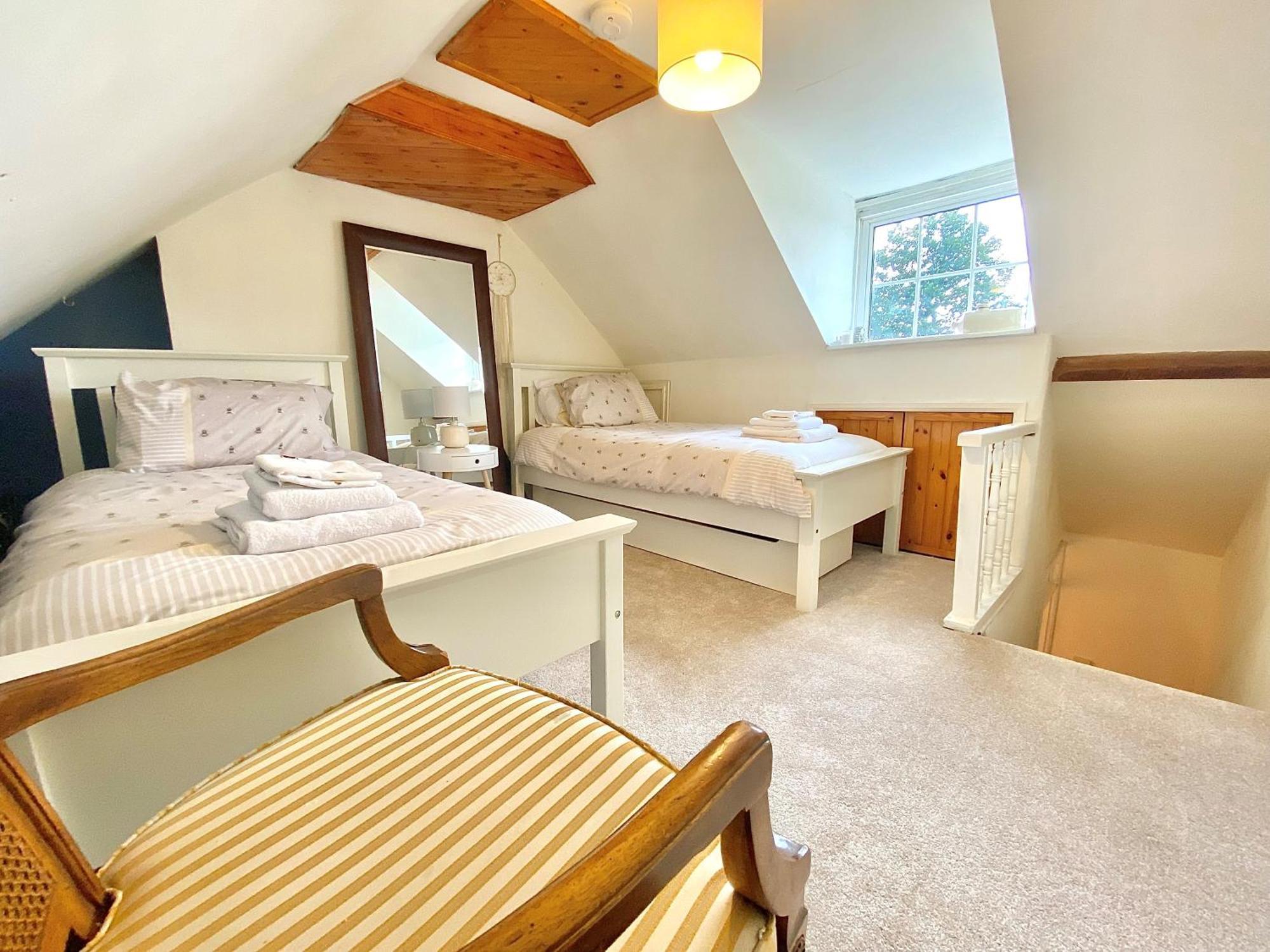 Bumblebee Cottage - Cosy Cottage In Area Of Outstanding Natural Beauty Hemel Hempstead Buitenkant foto